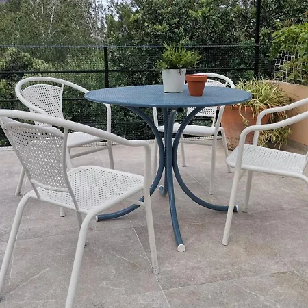 En Lugar Tranquilo Alejado De Zonas Turisticas